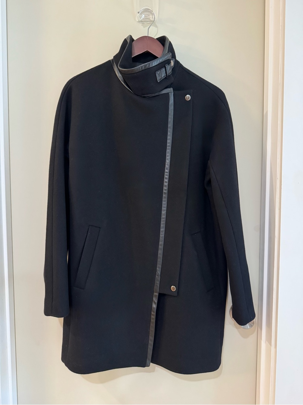 Funnel neck Wool Coat